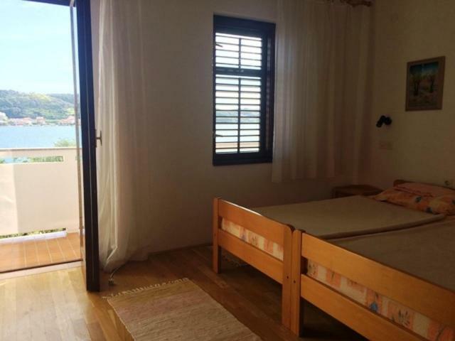Apartman Supetarska Draga Exterior foto