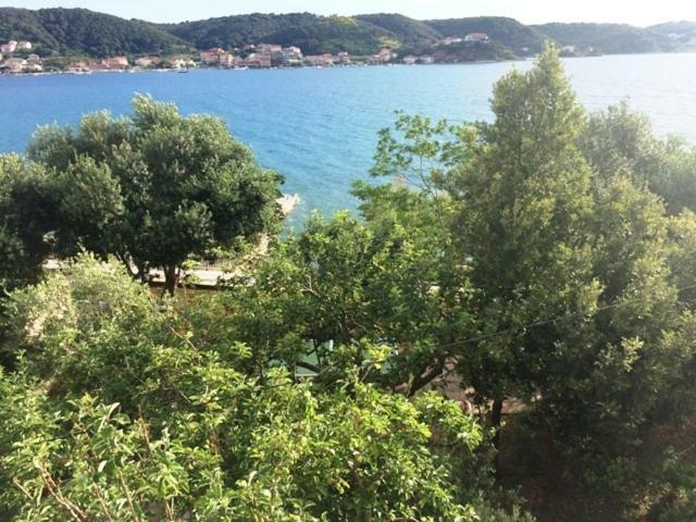 Apartman Supetarska Draga Exterior foto