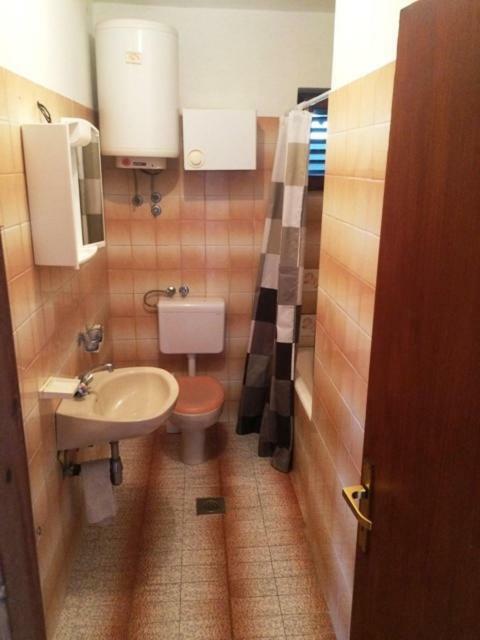 Apartman Supetarska Draga Exterior foto