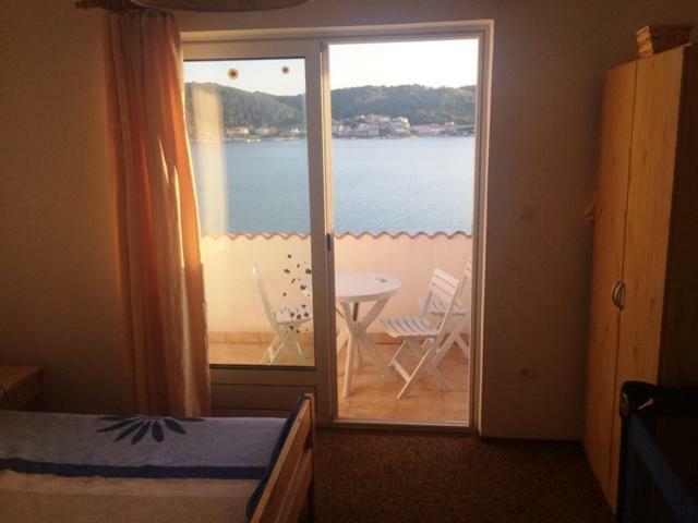 Apartman Supetarska Draga Exterior foto