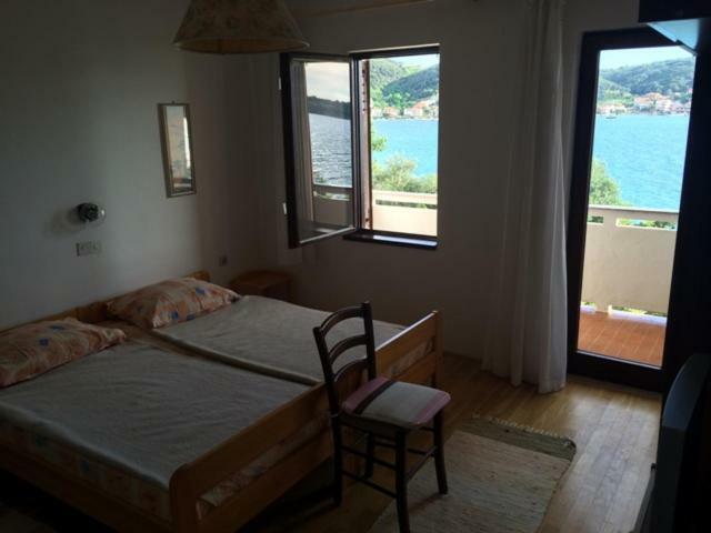 Apartman Supetarska Draga Exterior foto